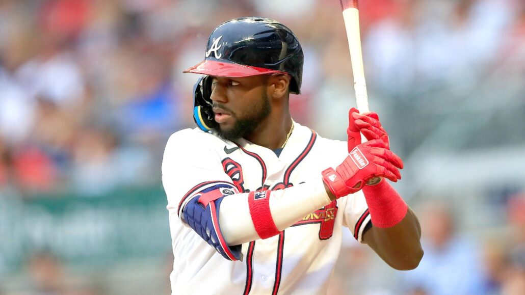 Michael Harris II regresa de una lesión y conecta un grand slam en la victoria de Bravos por 13-2 sobre Gigantes