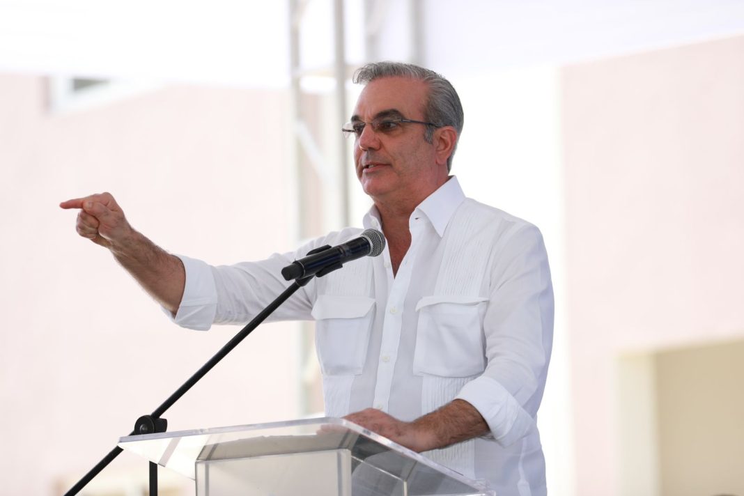 Presidente Abinader dice en próximos 4 años va a profundizar lucha contra corrupcion