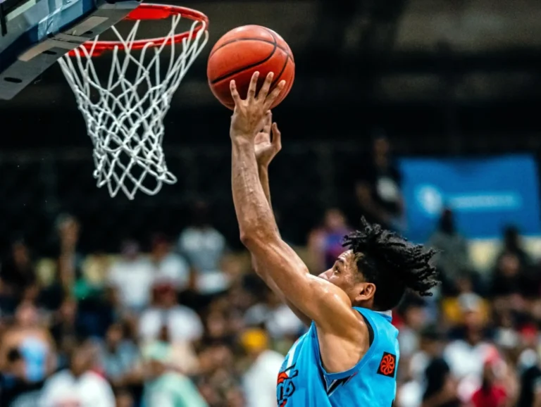 Titanes vencen Reales en apertura final LNB