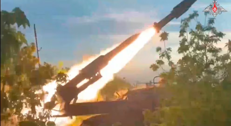 Rusia lanzó un intenso bombardeo con misiles y drones sobre Ucrania