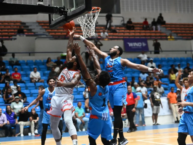 ¡Titanes no ceden! A ley de uno para ir a final