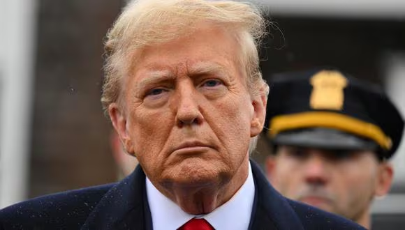 Trump anuncia una plataforma de criptomonedas frente a los “grandes bancos y élites»