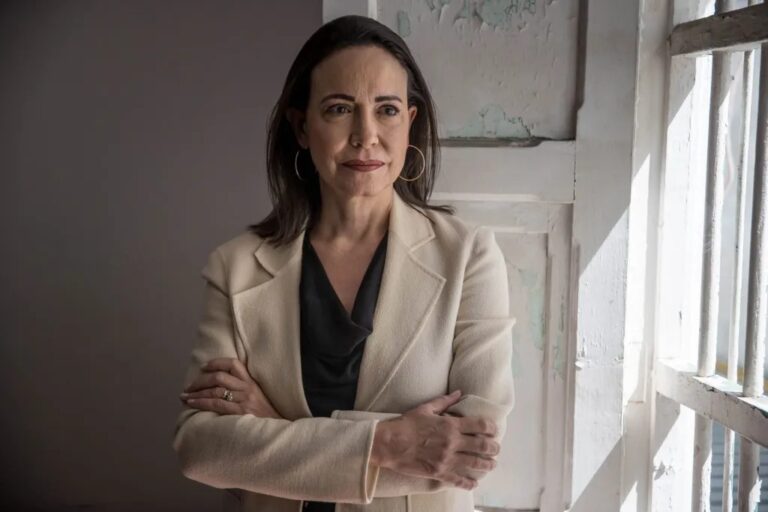 Asaltan a mano armada oficinas de María Corina Machado; robaron documentos y equipos