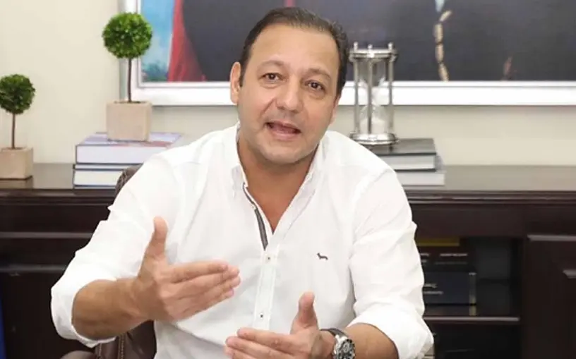 Abel acude a justicia para aclarar paternidad