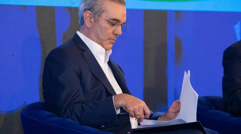 Abinader anunciará fusión de ministerios y eliminación entidades