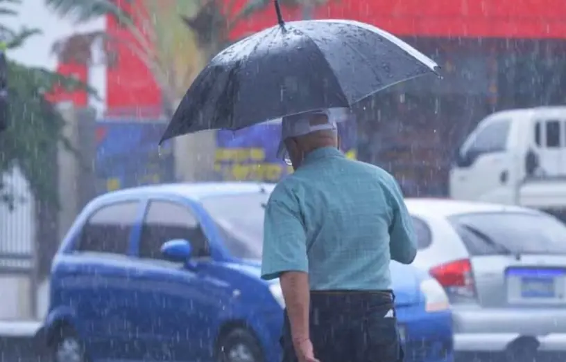 El Gran Santo Domingo está alerta amarilla por lluvias