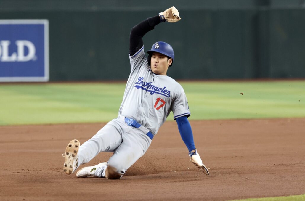 Shohei Ohtani se acerca al histórico Club 50-50 con 44 jonrones y 46 bases robadas