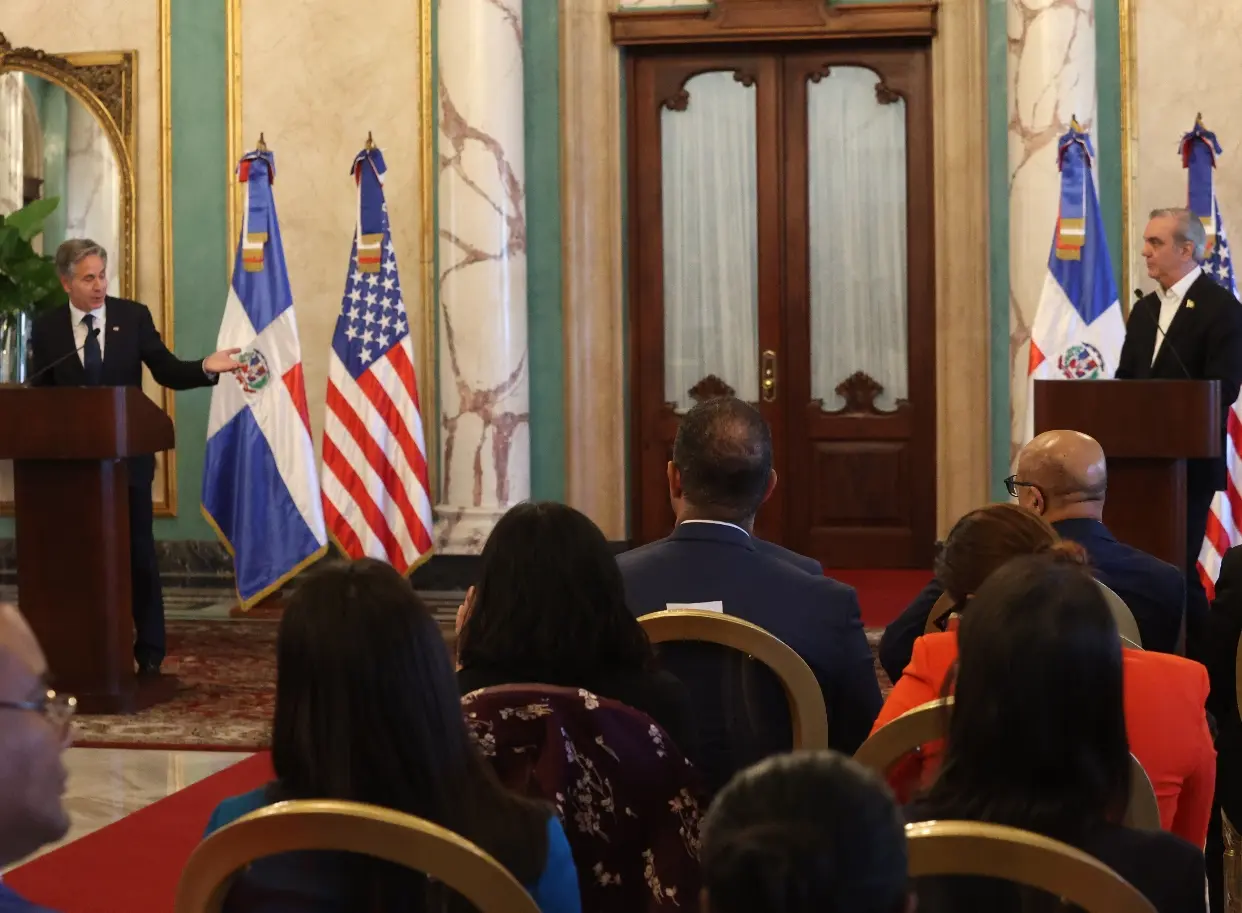 Abinader responde amenazas de Diosdado Cabello