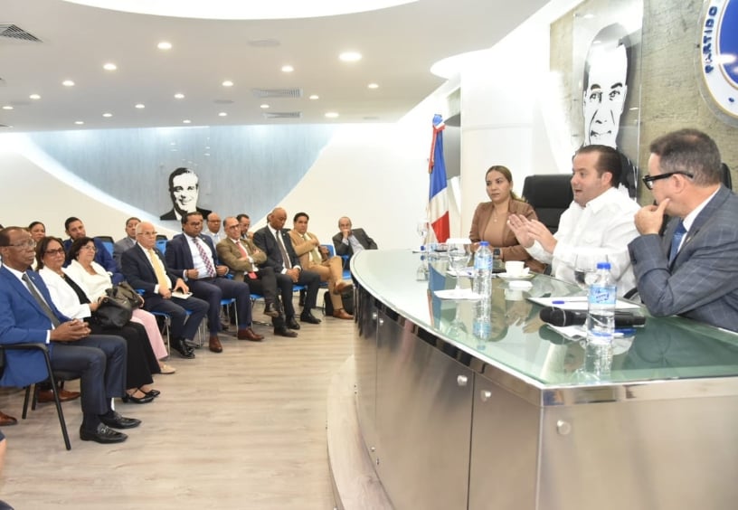 PRM acoge propuesta reducir sólo 20 diputados
