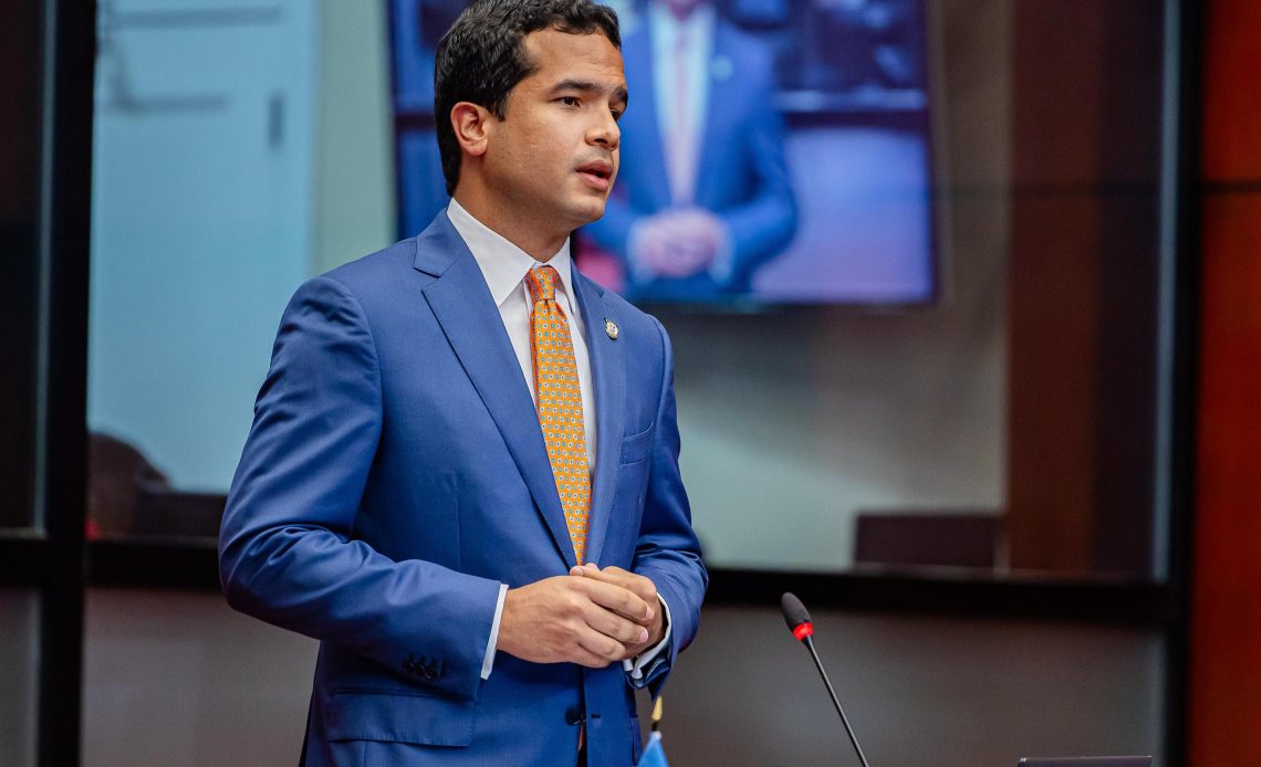 Omar dice vivienda es vista como un lujo en reforma fiscal