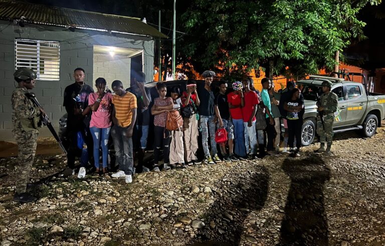 ERD detiene 47 indocumentados en S. Rodríguez Elías Piña y Valverde