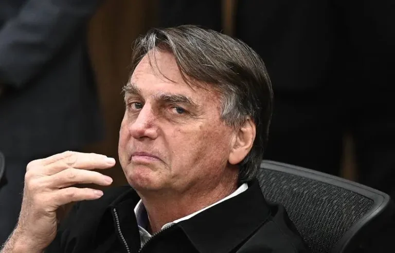 Expresidente de Brasil, Jair Bolsonaro es acusado de golpe de Estado