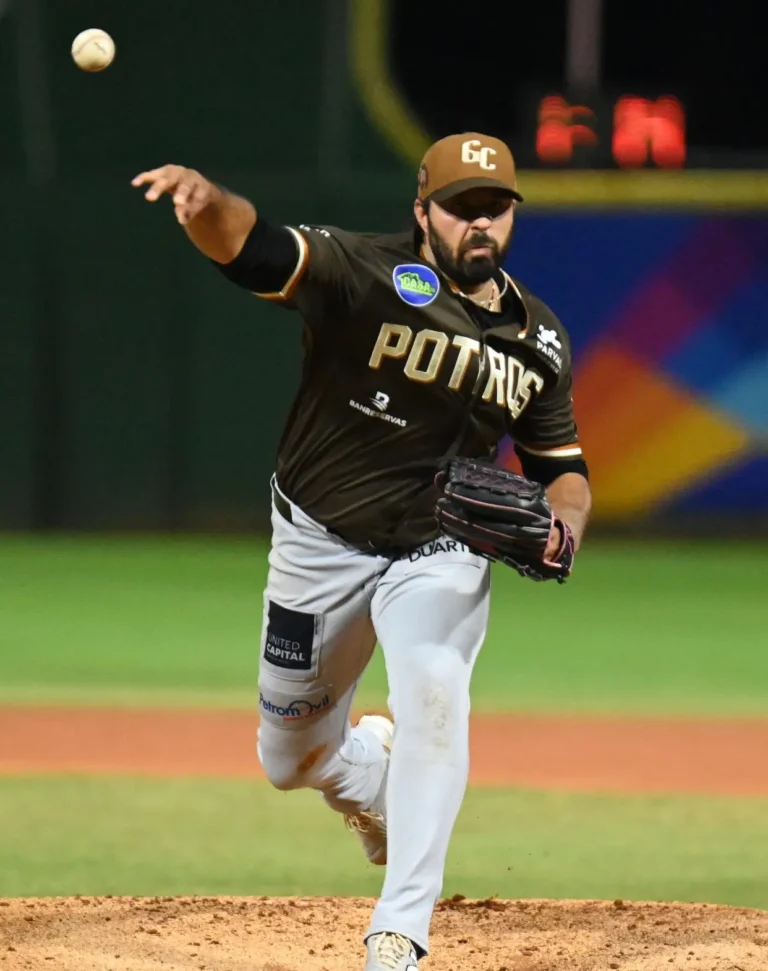 Gigantes cortan racha victorias de Tigres del Licey