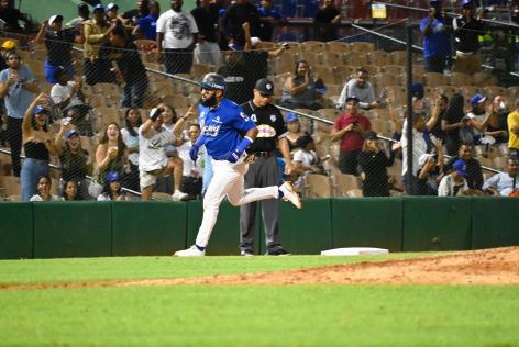 Estrellas, Licey y Toros ganan en el torneo de beisbol dominicano