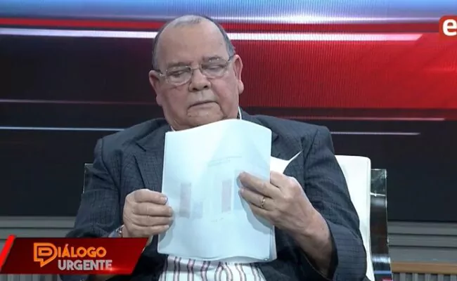 Segura Fóster rechaza haya sobreproducción de alimentos; dice gobierno vive en Alicia y el país de las maravillas