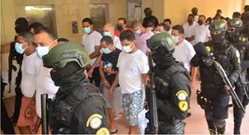 Con un sueldo de RD$7,000 “mensajero” vivía como rey