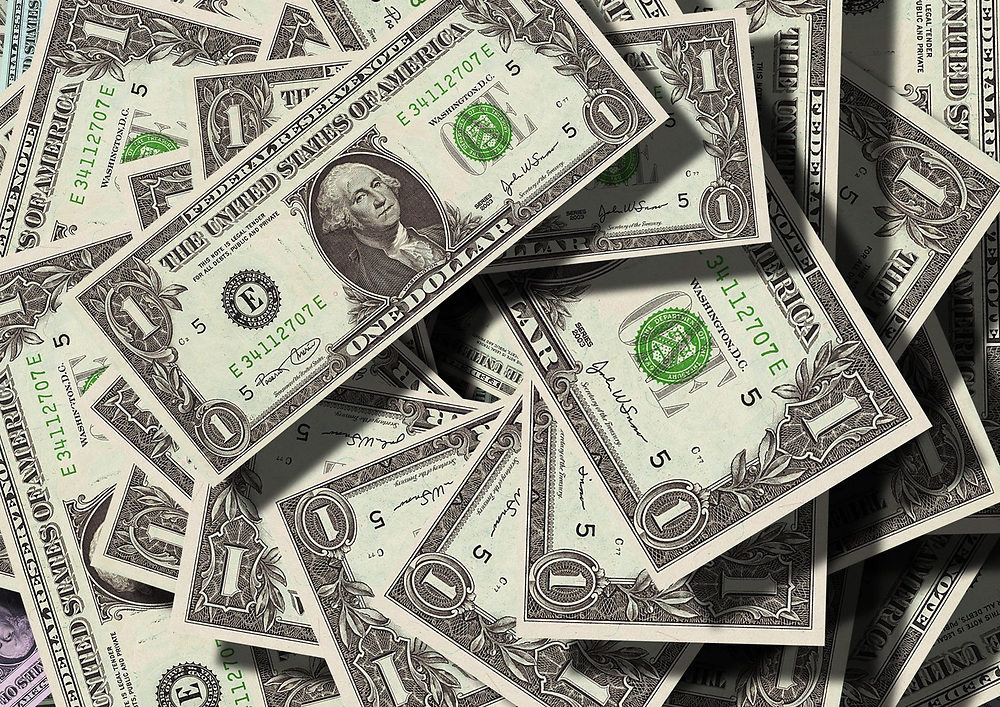 El dólar se cambia este lunes para la venta a 61.66 pesos