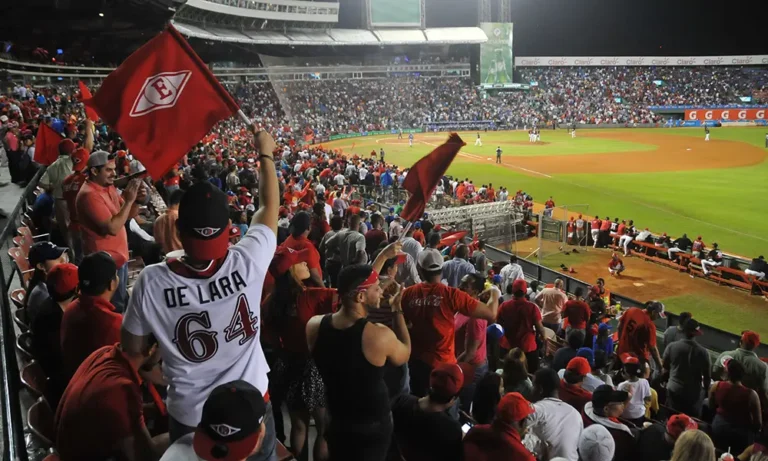 Licey y Escogido a las puertas de la décima final capitaleña