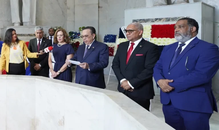 Héctor Valdez Albizu espera baja en las tasas de interés bancarias