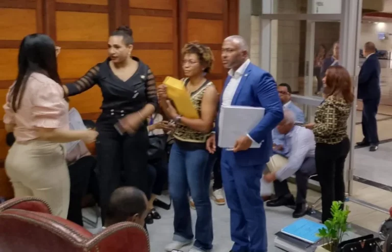 Consejo recibe documentos para evaluar miembros Ministerios Público