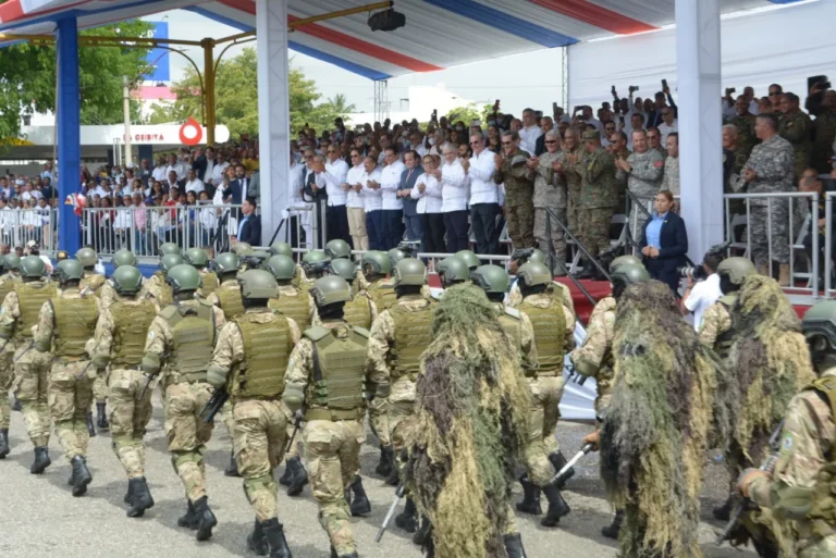 Ante inminentes retiros de generales y coroneles se desatan 'los demonios' en las filas militares
