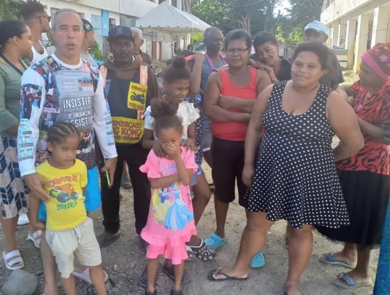 No disponen de sanitario ni de otros servicios