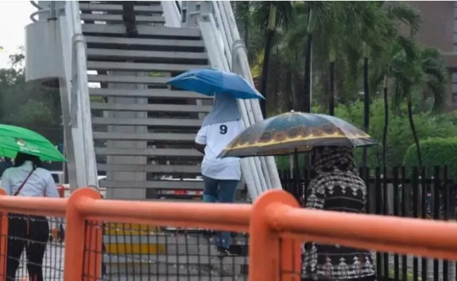 Indomet informa vaguada provocará lluvias en distintas regiones, mientras el oleaje se torna peligroso
