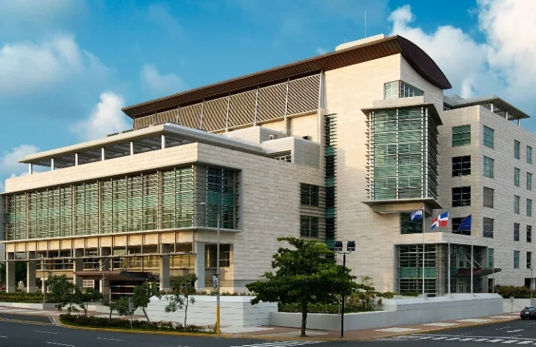 Ministerio Público persigue hombre por abuso sexual y psicológico contra niña de 11 años en San Francisco de Macorís