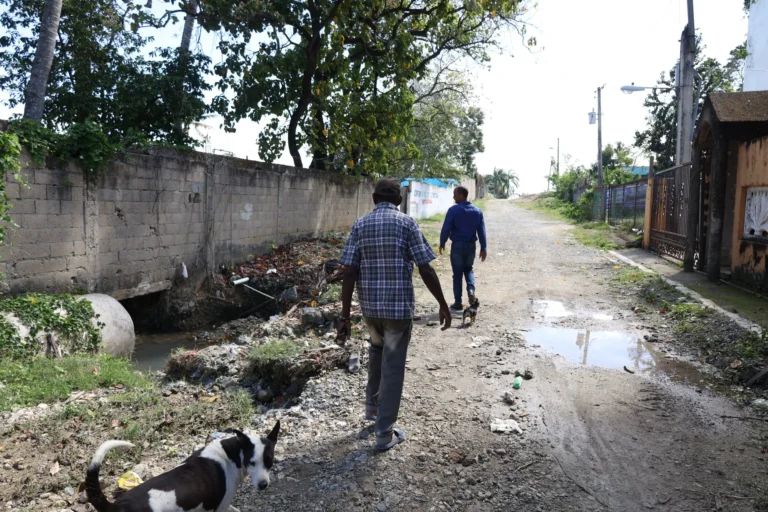 En Villa Mella no hay parques, no hay canchas, «lo que hay son muchas pandillas»