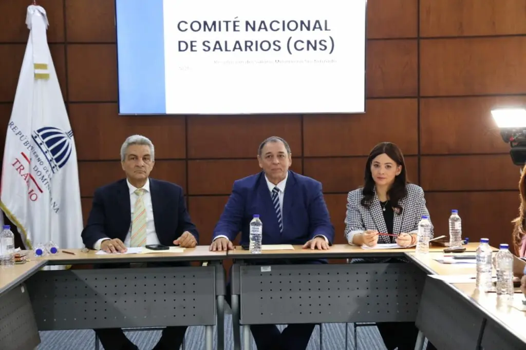 Hoy tomarán la decisión aumento salario mínimo