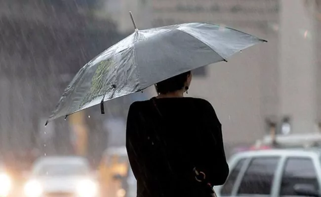 Indomet informa sobre lluvias y recomienda precaución en las costas del país