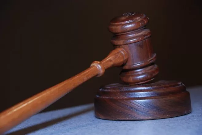 Jueza dicta 3 meses de prisión a 2 hombres que sustrajeron y violaron sexualmente a dos menores que contactaron por videojuego