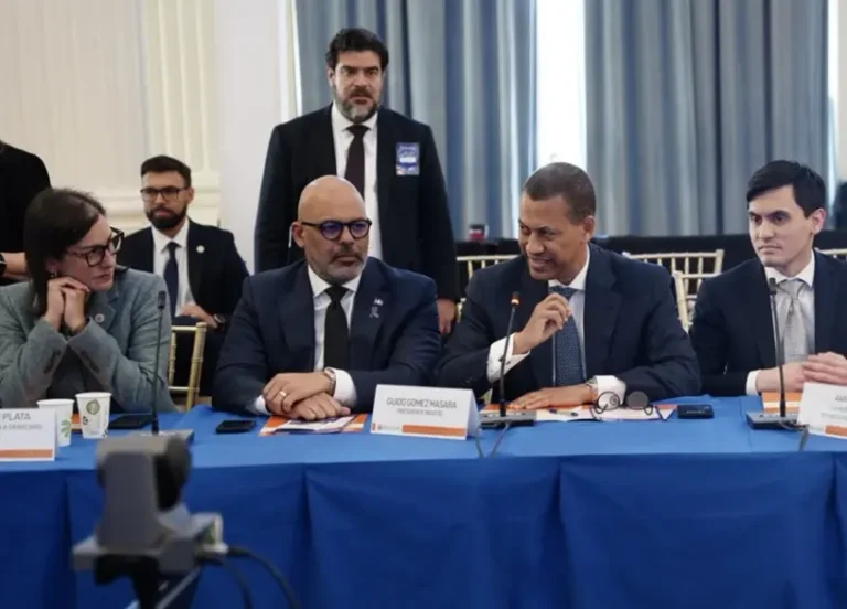 Indotel dice más 90 % llamadas fraudulentas salen de cárceles