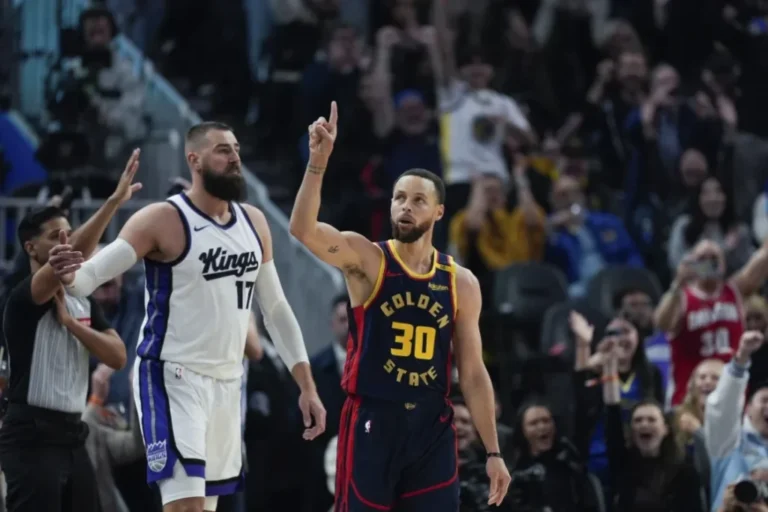 Stephen Curry hace historia: Primer jugador en alcanzar 4.000 triples en la NBA