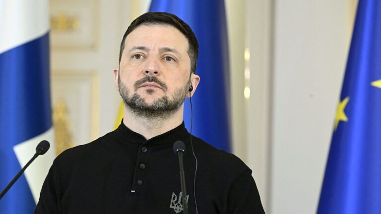 Zelenski pide a la Unión Europea cinco mil millones de euros