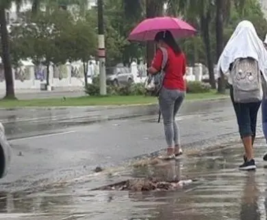 Hoy solo chubascos débiles en todo país