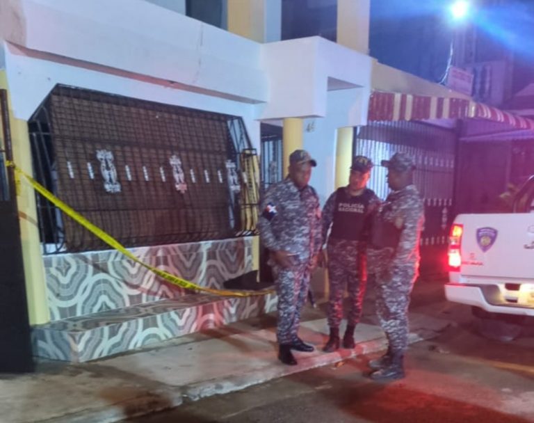 Asesinan a 4 miembros de una misma familia en barrio de SDE