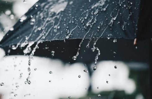 Indomet: aguaceros con tormentas eléctricas por la incidencia de una vaguada para este lunes