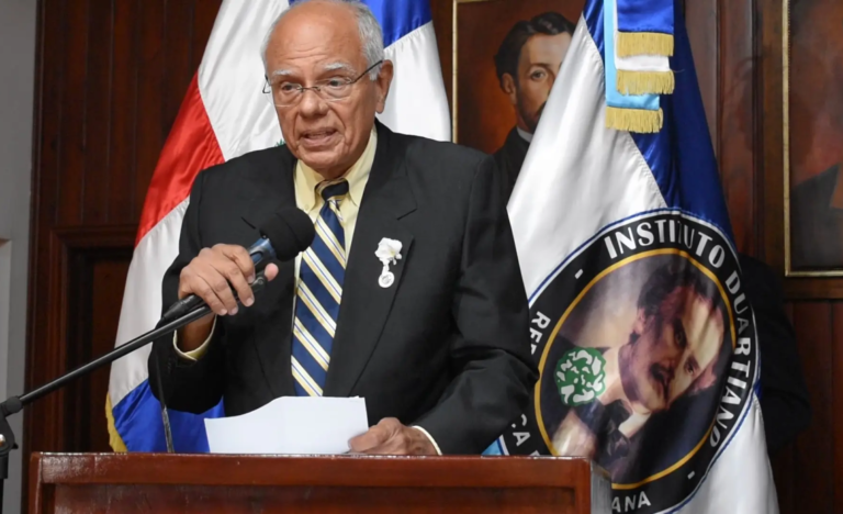 Instituto Duartiano convoca a su junta directiva tras polémicas declaraciones de su presidente