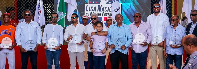 Se viven grandes emociones en apertura Liga Nacional Béisbol