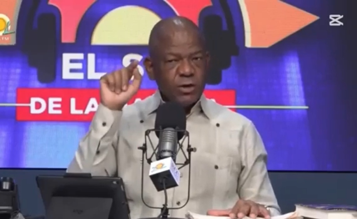 Causa ola reacciones versión de Martínez Pozo sobre derrumbe
