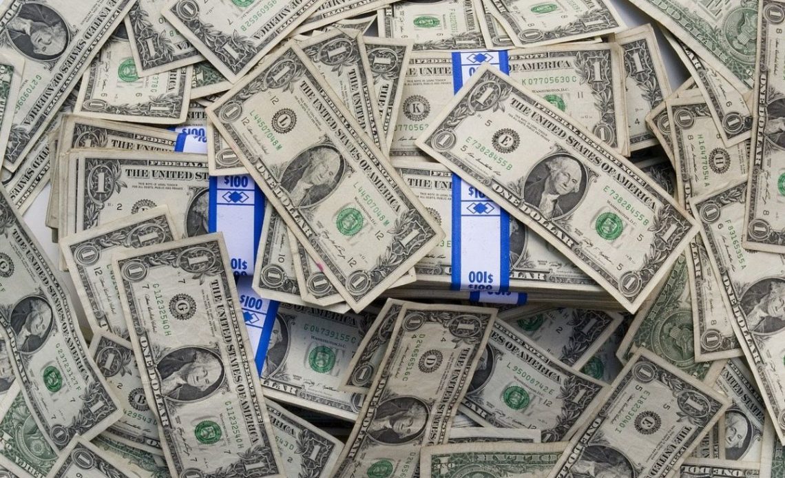El dólar se cambia este lunes a RD$62.70 para la venta