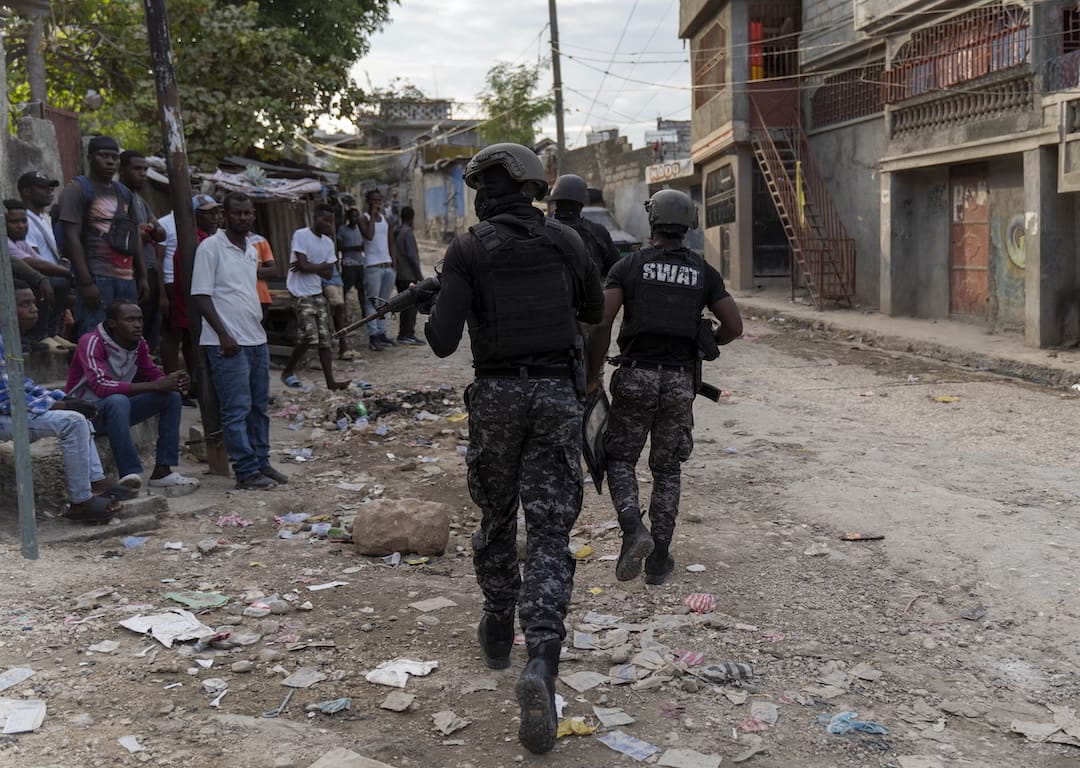Comerciante envenena a 40 pandilleros en comuna de Haití