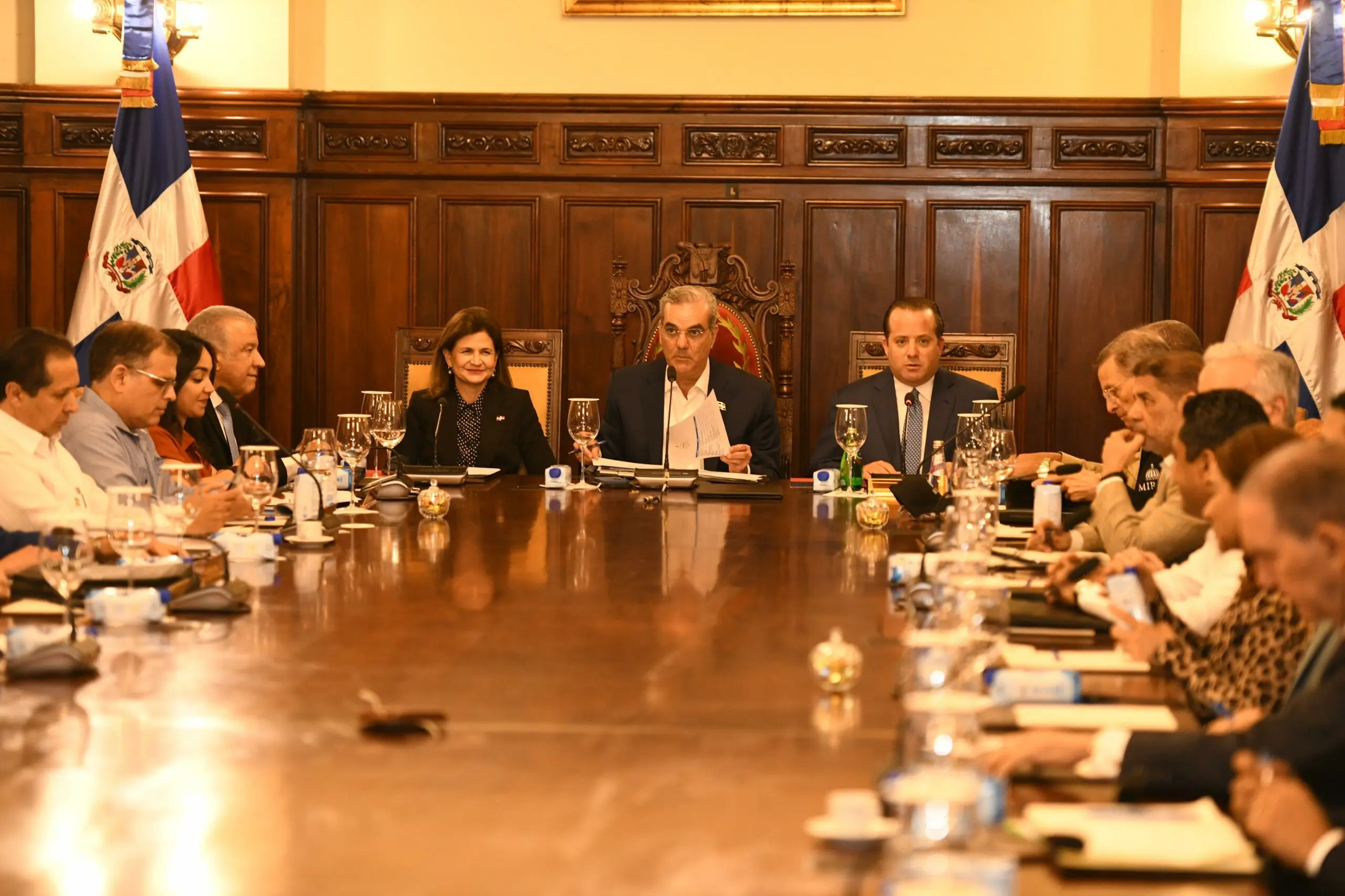 Consejo de Gobierno evalúa plan desarrollo