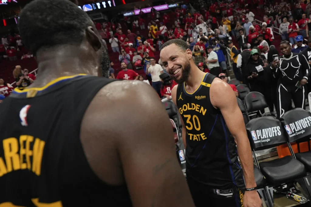 Curry y Hield impulsan a los Warriors a semifinales del Oeste tras vencer a Rockets en el Juego 7