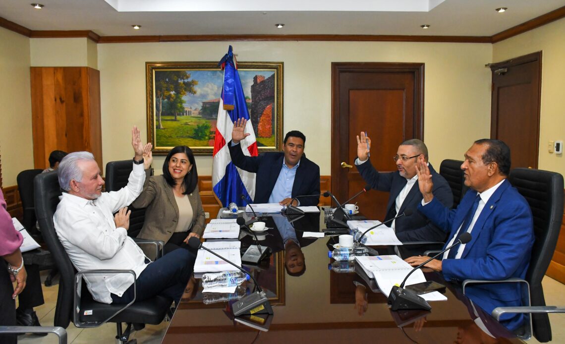 Senado mantiene intacta la cesantía en reforma al Código de Trabajo