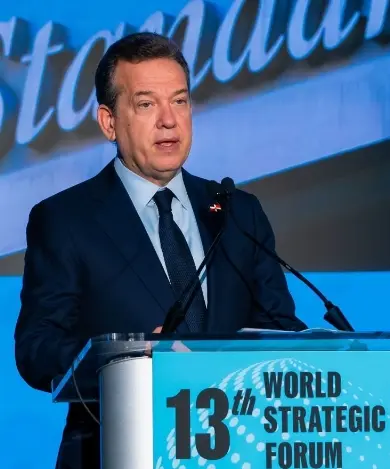 Ministro asegura mercado binacional funciona normal