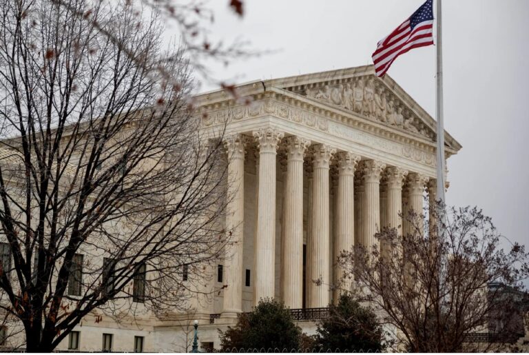 EU: Tribunal Supremo respalda deseo Trump limitar ciudadanía