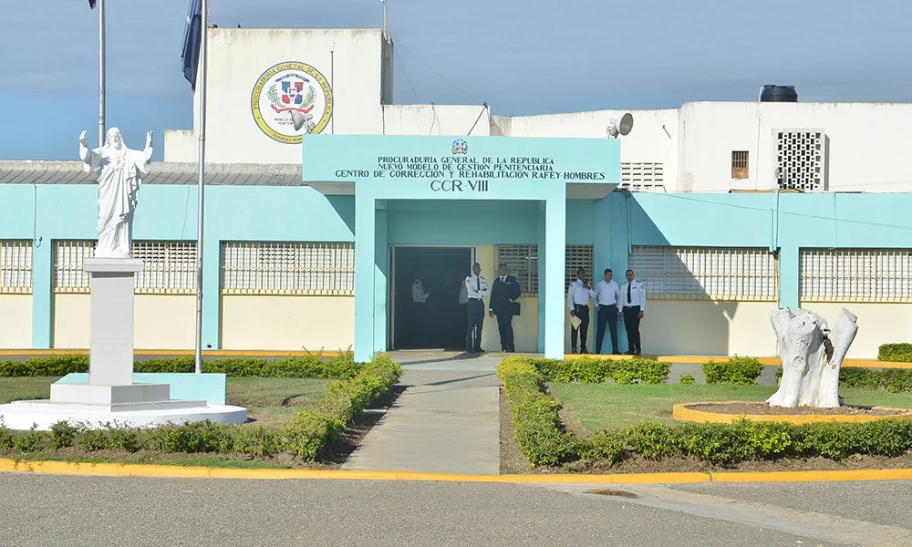 Autoridades investigan muerte de interno en Rafey Hombres