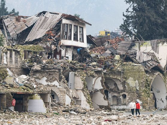 Terremoto de magnitud 5,8 deja una niña muerta y más de 60 heridos en Turquía